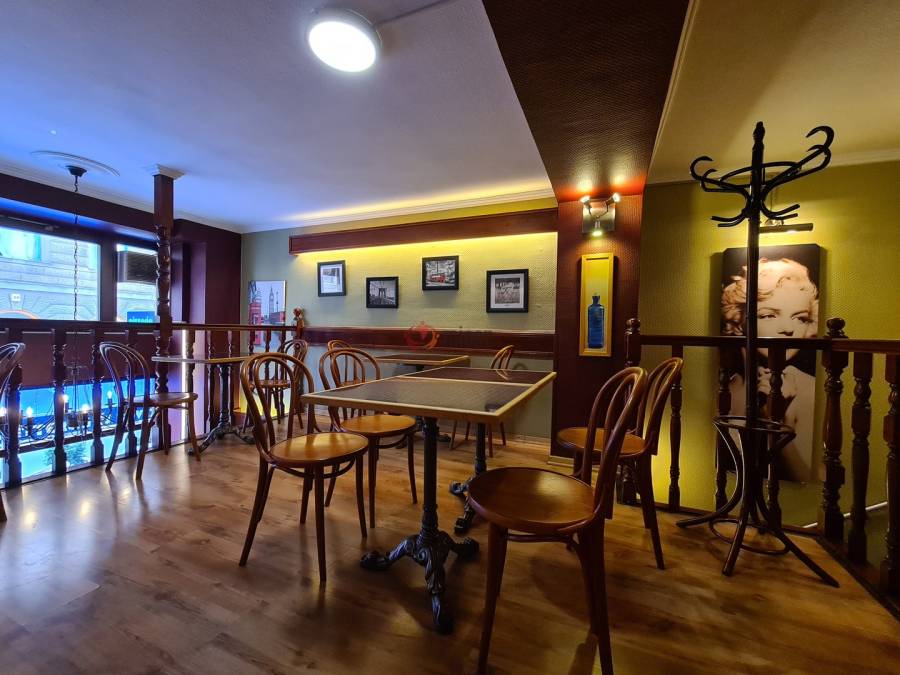 eladó melegkonyhás vendéglátóegység, Budapest, VIII. kerület