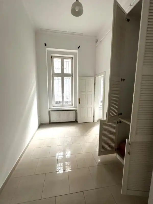 Kiadó iroda, Budapest, V. kerület 130 m² 630 E Ft/hó
