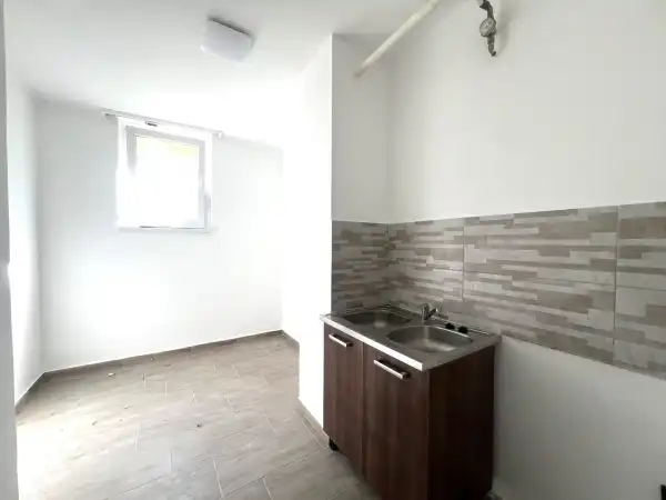 Kiadó téglalakás, Budapest, XIII. kerület 2 szoba 50 m² 160 E Ft/hó